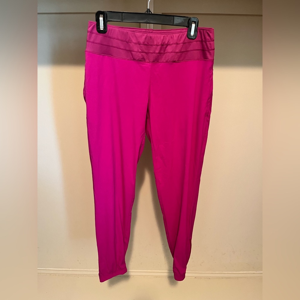 Oiselle Bold Magenta Roga Pant